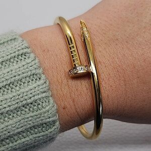 NWOT Elegant Gold Nail-Style Cuff Bracelet W/ Stones. Popular designerclick lock